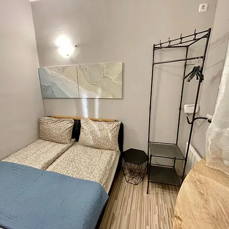 アパート 'the Conch' With Private Entrance And Bathroom ブルガス