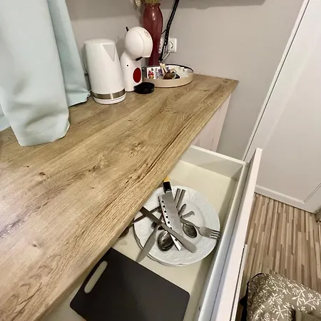 -the Conch- With Private Entrance And Bathroom * Burgas City