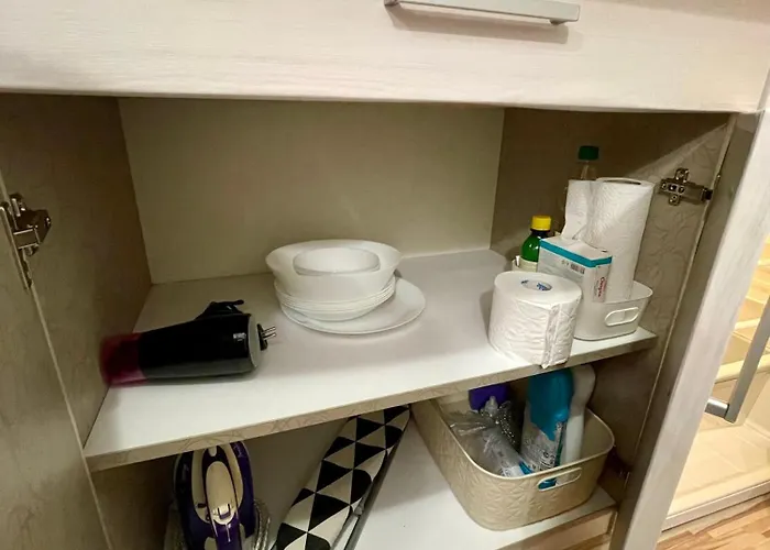 -the Conch- With Private Entrance And Bathroom Апартамент Бургас